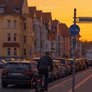 黑人与亚洲女深喉呕吐
